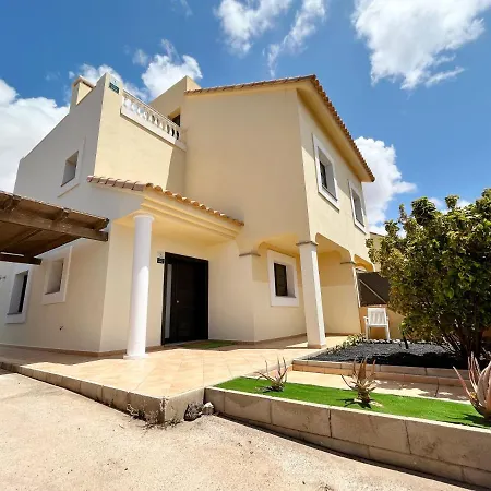 Dom wakacyjny Ftv Holidays Homes
