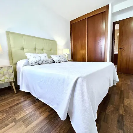 Ftv Holidays Homes Коральео