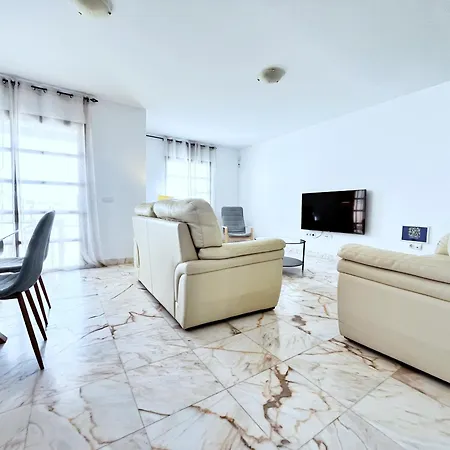 Ftv Holidays Homes Коральео